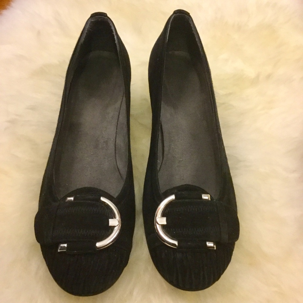 Stuart Weitzman 7M Black Suede Silver Buckle Wedge